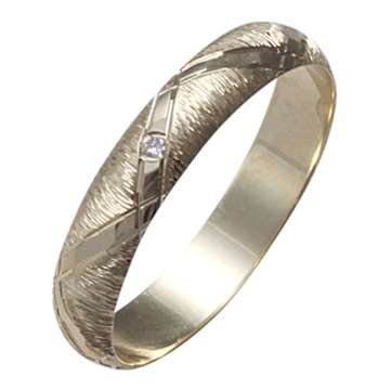 Vielsesring i 8 kt. Guld med Diamant - 4 mm