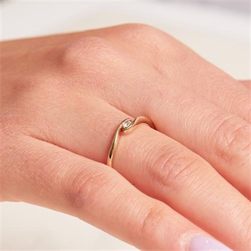 Guldring 14 kt. Guld med Diamant - 0,05 ct