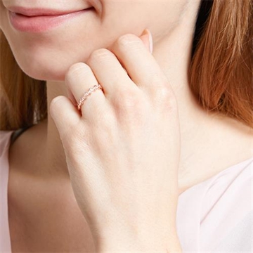 Ring i 14 kt. Rosaguld med Topas