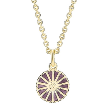 Marguerit halskæde i 24 kt. forgyldt sølv med håndmalet lilla emalje, vedhæng diameter 11 mm, kædelængde 45–48 cm