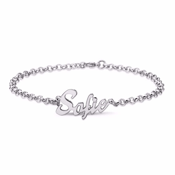 Sølv armbånd med navn – personlig gaveidé