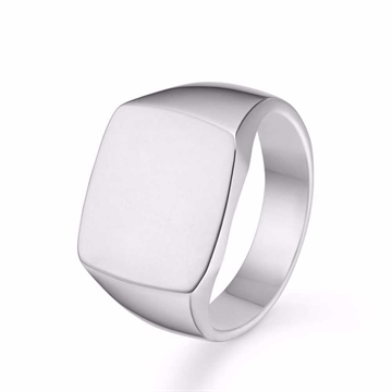Signet ring i 925 sølv med buet design og glat overflade