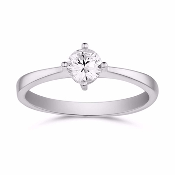 Solitaire ring i sølv med klar zirkonia sten