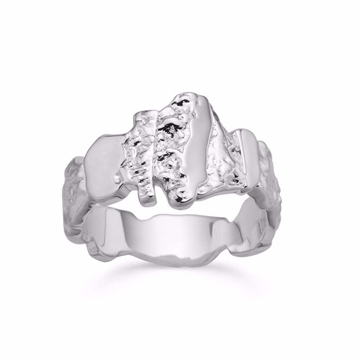 SOPHIA ring i sterling sølv med rustik mønster