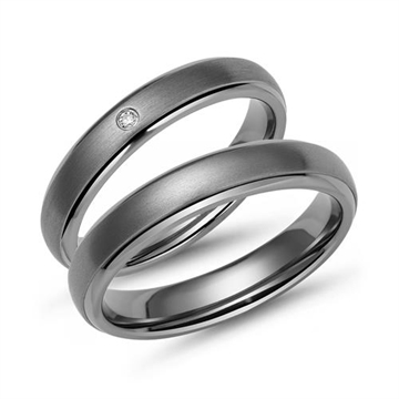 Titanium Vielsesringe 4 mm med Diamant 0,02 ct – Mat & Poleret Design