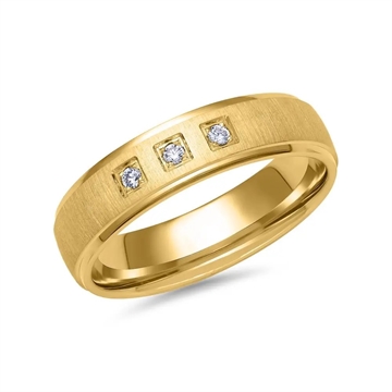Vielsesring i guld med tværmat midterflade, polerede kanter og damering med 3 diamanter TW/VS1, inkl. gravering
