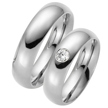 Klassiske vielsesringe i sølv med zirkoniasten og rhodineret overflade fra BARTOLI COPENHAGEN